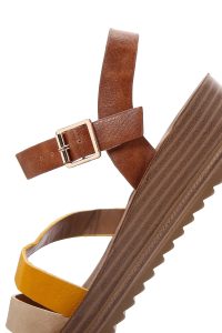 صندل زنانه قهوه‌ای بندی بنددار کفی ضخیم دری مد