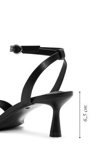 صندل زنانه مشکی بنددار پاشنه‌دار دری مد