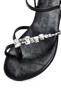 صندل زنانه مشکی نگین‌دار انگشتی دری مد