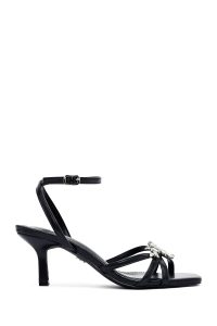 صندل زنانه مشکی نگین‌دار پاشنه‌نازک کوتاه بنددار دری مد