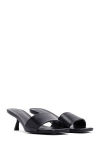 صندل زنانه مشکی پاشنه نازک کوتاه دری مد