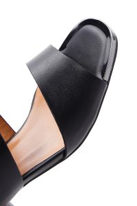 صندل زنانه مشکی پاشنه‌ضخیم کوتاه دری مد