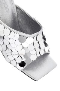 صندل زنانه نقره‌ای پاشنه نازک پولکی دری مد