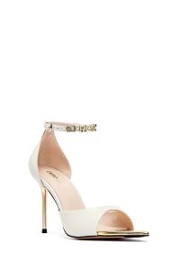 صندل زنانه کرم چرم پاشنه‌نازک بنددار دری مد