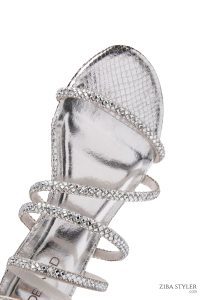 صندل های نگین داری مچ پا نقره ای زنانه