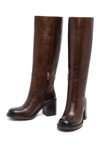 چکمه زنانه چرمی قهوه‌ای زیپ‌دار پاشنه پهن دری مد