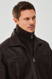 کاپشن چرم یقه دو یقه قهوه ای مردانه روبرتو دری مد