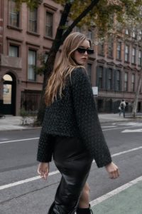 کت زنانه کراس‌اور بافت‌دار نخ متالیک زارا – ZARA