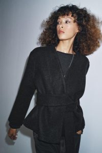 کت زنانه کمربنددار با بافت نرم زارا – ZARA