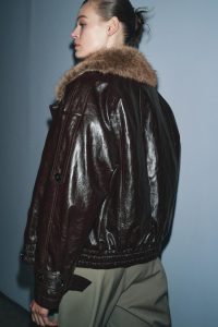 کت زنانه یقه خز براق کالکشن ZW زارا – ZARA