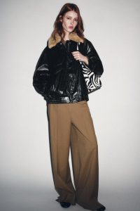 کت زنانه یقه خز مصنوعی کالکشن ZW زارا – ZARA