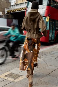 کت هودی زنانه با افکت جیر زارا – ZARA