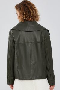 کت چرم زنانه اورسایز سبز سیمونا دری مد