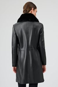 کت چرمی بلند خز مشکی زنانه کریستینا دری مد