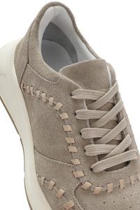 کتونی زنانه چرم جیر بژ بنددار با زیره ضخیم دری مد