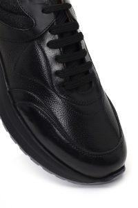 کتونی مردانه مشکی بندی زیره ضخیم چرمی دری مد