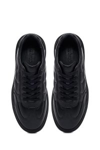 کتونی مردانه مشکی بندی زیره ضخیم چرمی چاپ‌دار دری مد