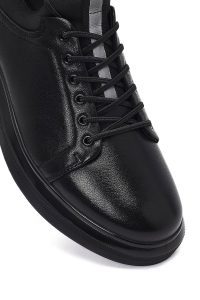 کتونی مردانه مشکی بندی چرمی دری مد