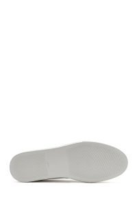 کتونی مردانه چرم سفید بنددار دری مد