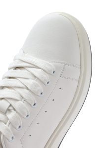 کتونی مردانه چرم سفید بنددار دری مد