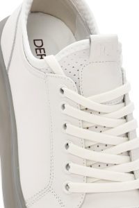 کتونی مردانه چرم سفید زیره ضخیم بنددار دری مد