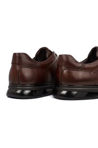 کتونی مردانه چرمی قهوه‌ای بندی کژوال دری‌مد