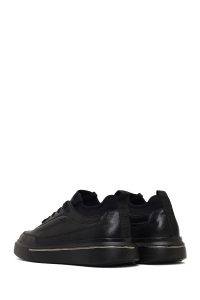 کتونی مردانه چرمی مشکی بندی با زیره ضخیم دری مد