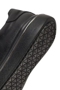 کتونی مردانه چرمی مشکی بندی با زیره ضخیم دری مد