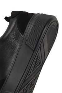 کتونی مردانه چرمی مشکی بندی با زیره ضخیم دری مد