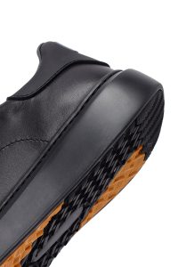 کتونی مردانه چرمی مشکی بندی زیره ضخیم دری‌مد