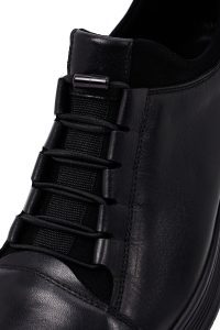 کتونی مردانه چرمی مشکی بندی کژوال دری‌مد