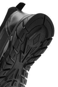 کتونی مردانه چرمی مشکی بندی