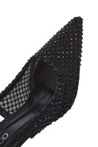 کفش زنانه مشکی چرم نگین‌دار پاشنه نازک پشت باز دری مد