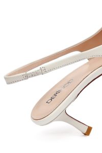 کفش زنانه کرم چرم پاشنه نازک پشت باز دری مد