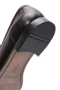 کفش لوفر رسمی مردانه قهوه‌ای چرمی دری مد