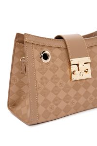 کیف زنانه دوشی قهوه‌ای بند بلند چاپ‌دار دری مد