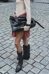 کیف سطلی زنانه بزرگ پانچ فلزی زارا – ZARA