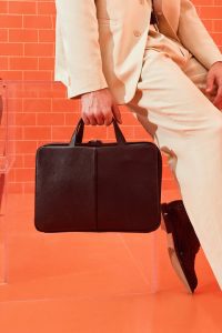 کیف مردانه چرم قهوه ای دری مد