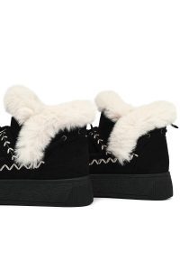 بوت تدی جیر زنانه مشکی منگوله‌دار لژدار دری مد