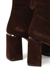 بوت جیر زنانه قهوه‌ای زیپ‌دار پاشنه ضخیم دری مد