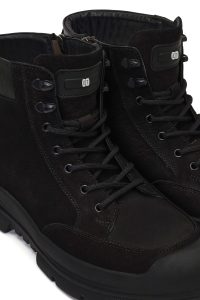 بوت نبوک مردانه مشکی بندی زیپ‌دار دری‌مد