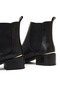 بوت چلسی چرمی زنانه مشکی دری مد