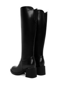 چکمه زنانه مشکی زیپ‌دار پاشنه پهن دری مد