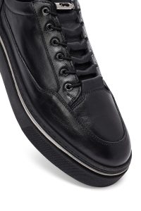 کتونی مردانه چرمی مشکی بندی دری مد