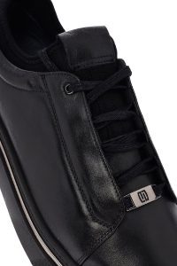 کتونی مردانه چرمی مشکی بندی زیره ضخیم دری مد