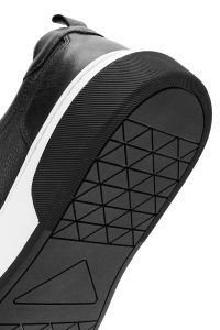 کتونی مردانه چرمی مشکی بندی زیره ضخیم دری مد