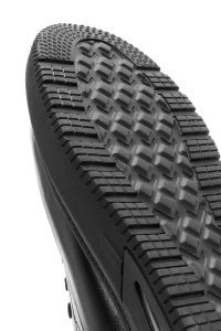 کتونی مردانه چرمی مشکی بندی زیره ضخیم دری مد