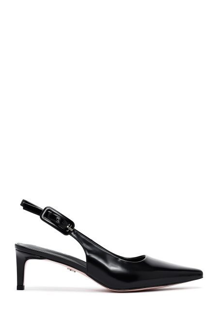 کفش زنانه مشکی چرم پاشنه نازک کوتاه پشت باز دری مد