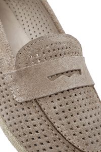 کفش لوفر زنانه چرم جیر بژ دری مد