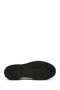 کفش لوفر زنانه چرم مشکی سگک‌دار زیره ضخیم دری مد